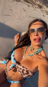 677448427: Chica busca chico en Málaga
