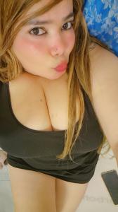 613365471: Chica busca chico en Barcelona