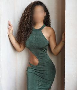 675025898: Chica busca chico en Barcelona