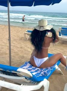 613710647: Chica busca chico en Alicante
