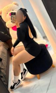 613225836: Chica busca chico en Madrid