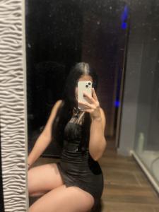 687746553: Chica busca chico en Valencia