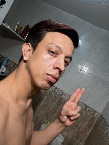 642237407: Chico busca chica en Murcia