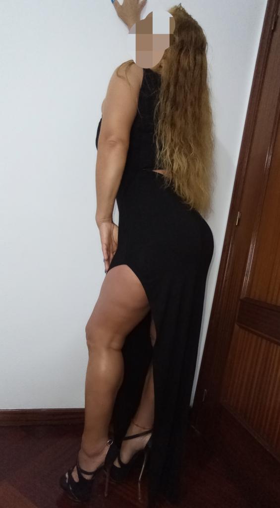 Chica busca chico en Cádiz: 