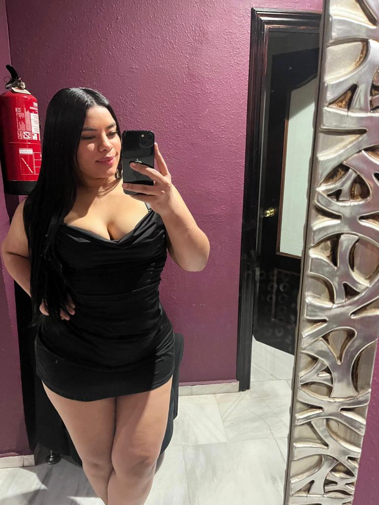 Chica busca chico en Alicante: Chica busca chico