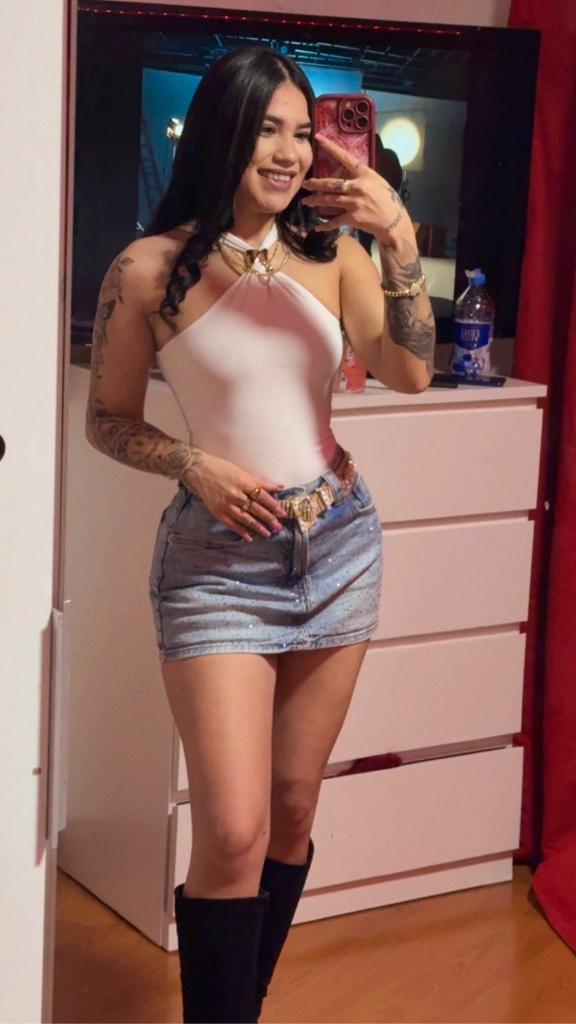 664842039: Chica busca chico en Madrid