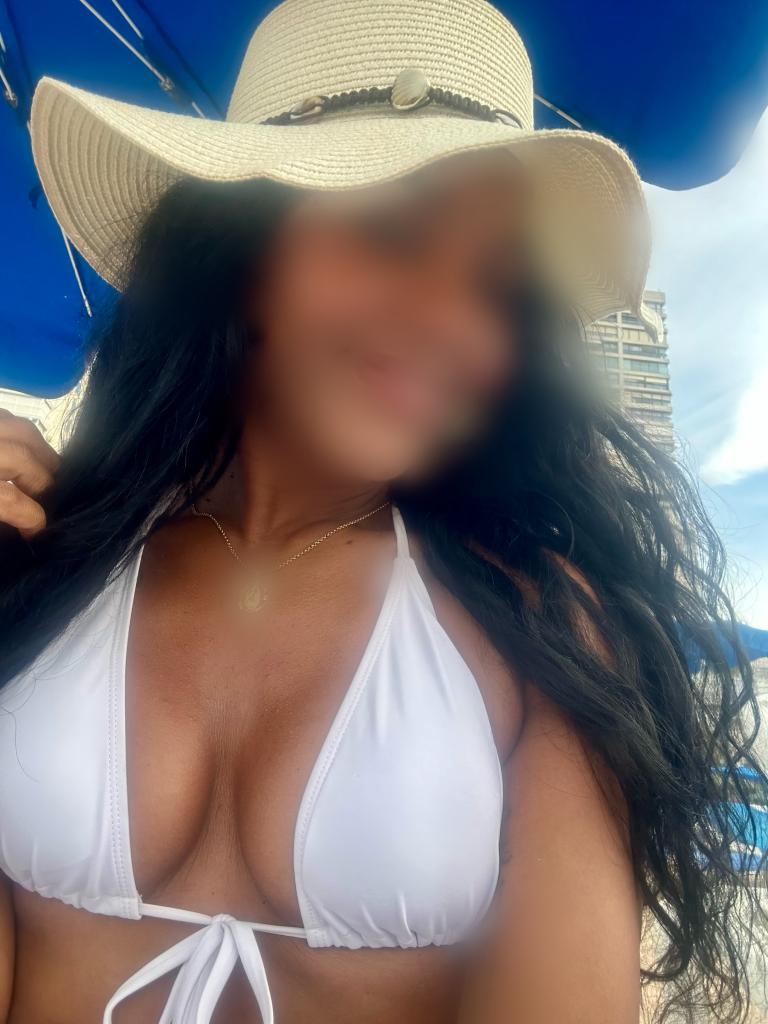 Chica busca chico en Alicante: 