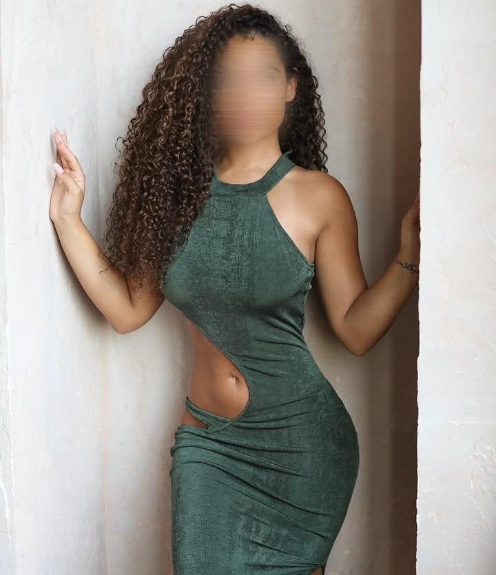 675025898: Chica busca chico en Barcelona