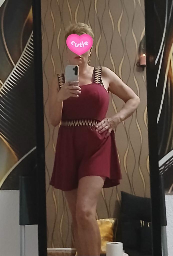 637141415: Chica busca chico en Murcia