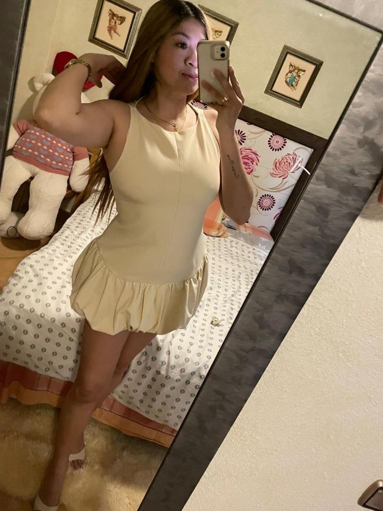 Chica busca chico en Almería: 