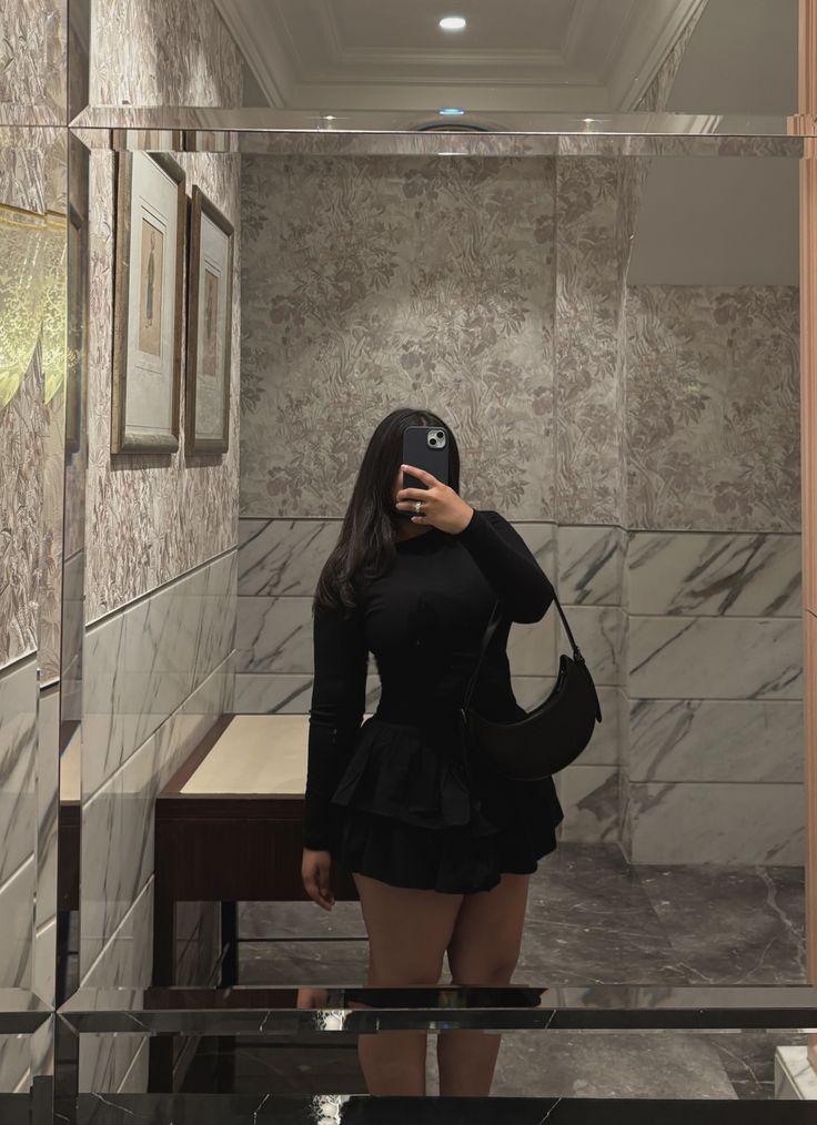 Chica busca chico en Cádiz: 