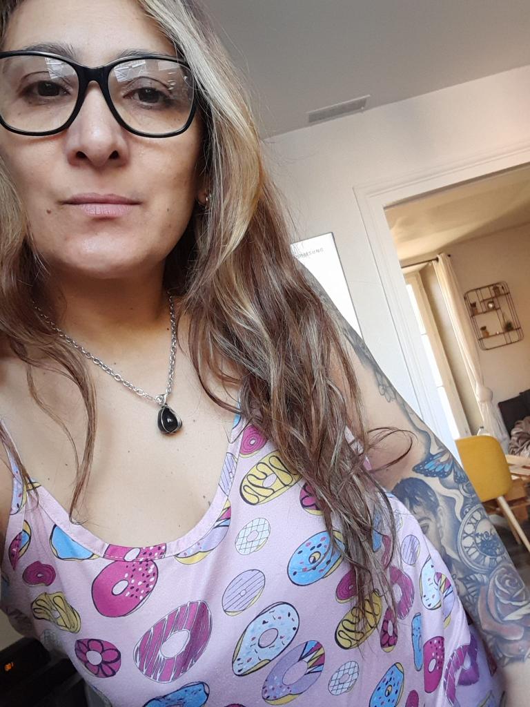 613216327: Chica busca chico en Sevilla