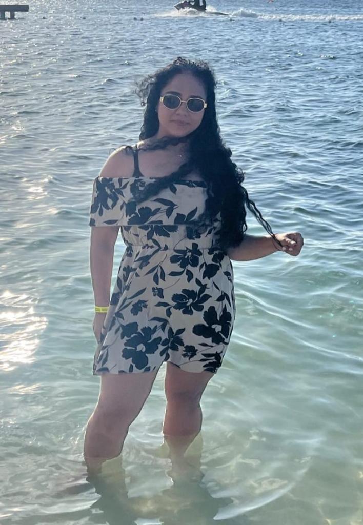 603981547: Chica busca chico en Barcelona