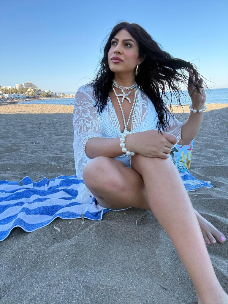 663070975: Travesti en Málaga