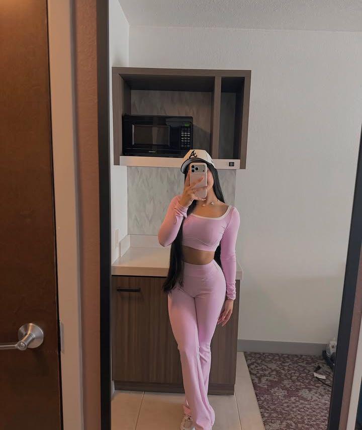 647551659: Chica busca chico en Tenerife