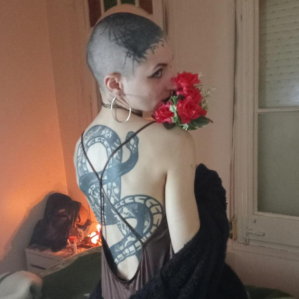 Chica busca chico en Barcelona: 