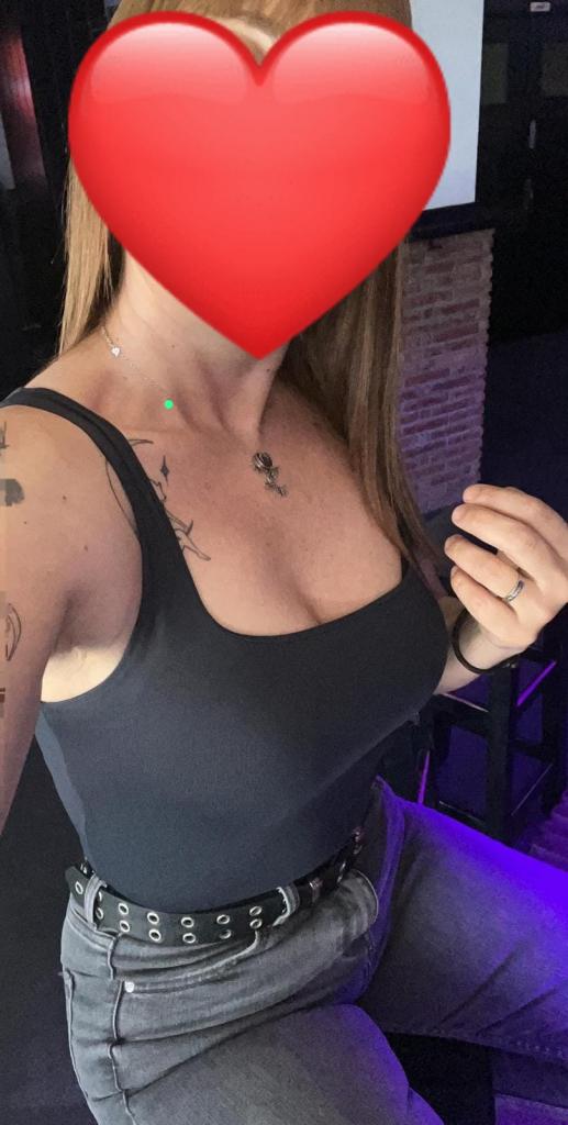 Chica busca chico en Almería: 