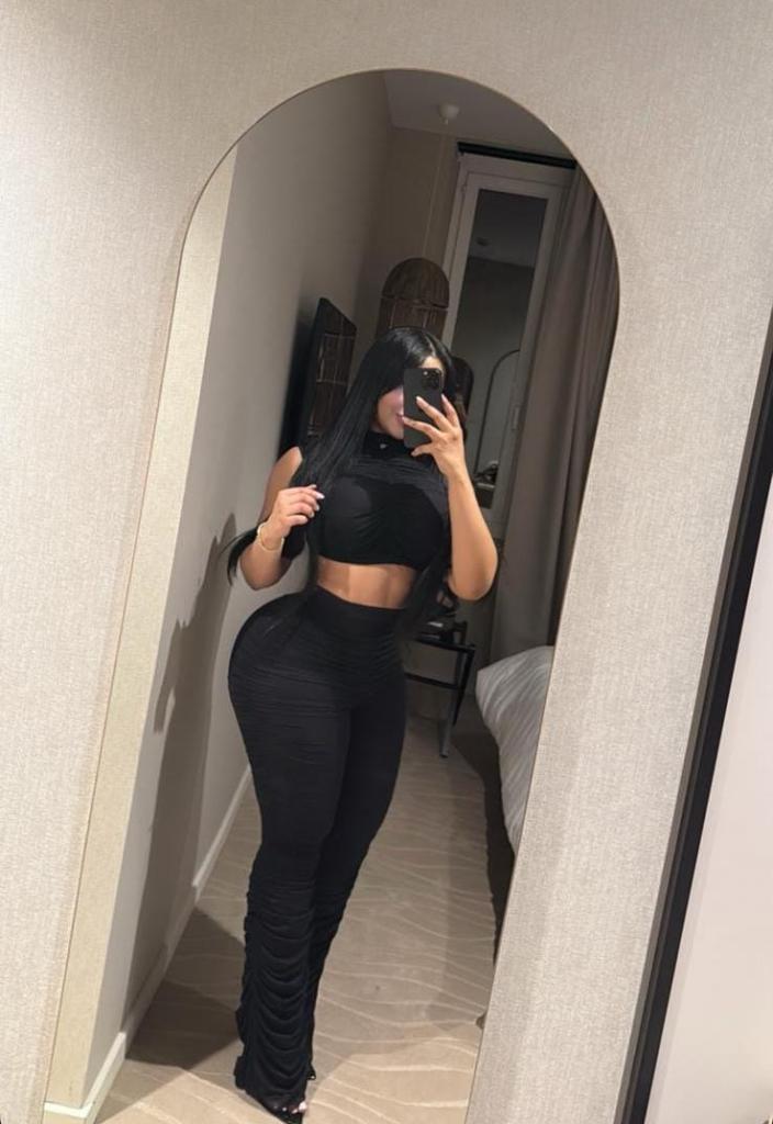611290709: Chica busca chico en Granada