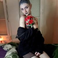 644441551: Chica busca chico en Barcelona
