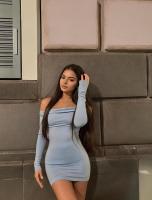 677493689: Chica busca chico en Ibiza