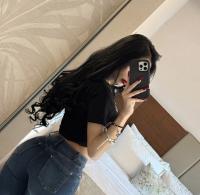 647140384: Chica busca chico en Madrid
