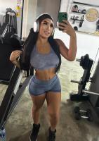 631044848: Chica busca chico en Murcia