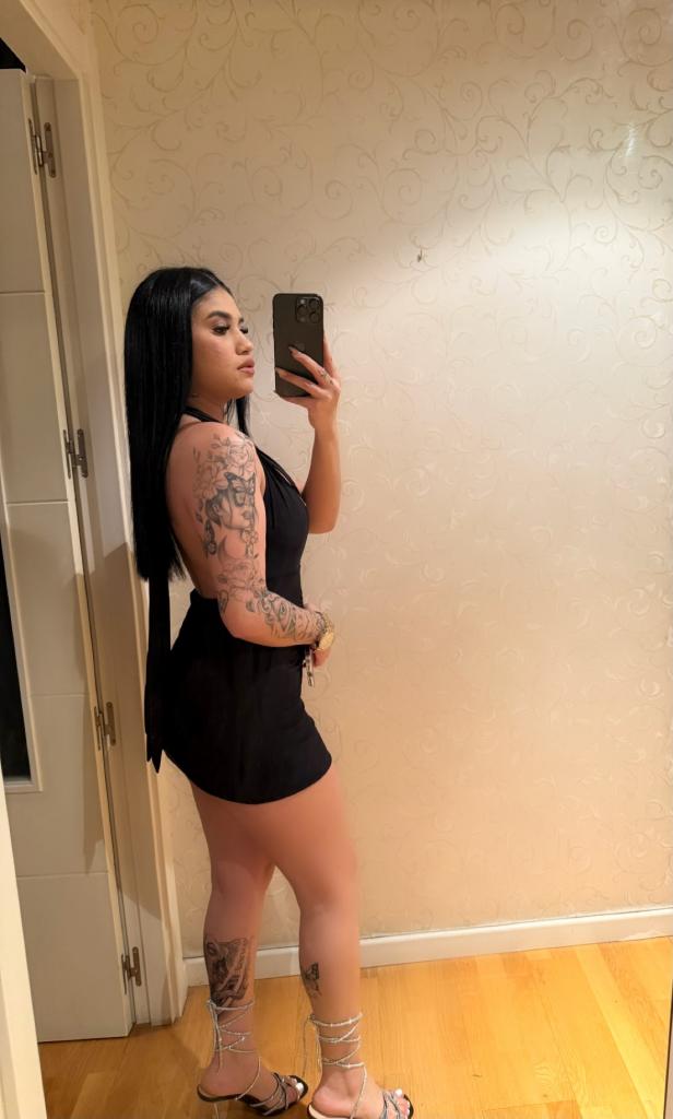 664842039: Chica busca chico en Madrid