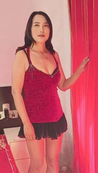 Chica busca chico en Gerona: 