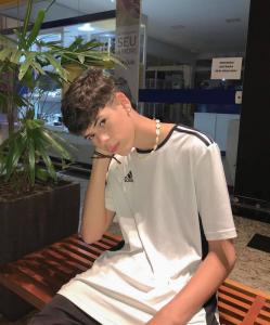 Chico busca chica en Barcelona: Chico busca chica