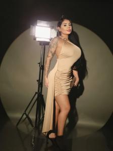 659478181: Chica busca chico en Madrid