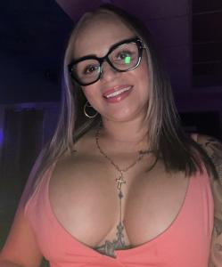 Chica busca chico en Menorca: 