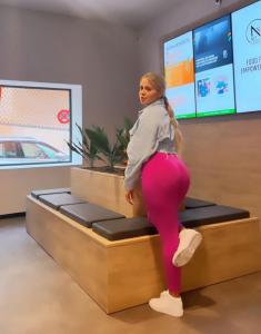 612463612: Chica busca chico en Madrid