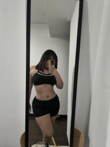 613284635: Chica busca chico en Murcia