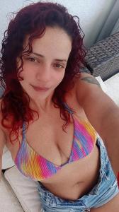 695098503: Chica busca chico en Navarra