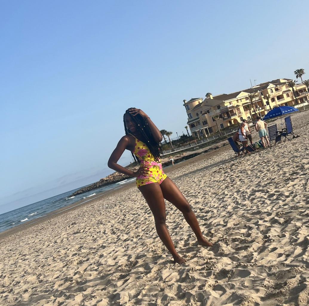 Chica busca chico en Alicante: 