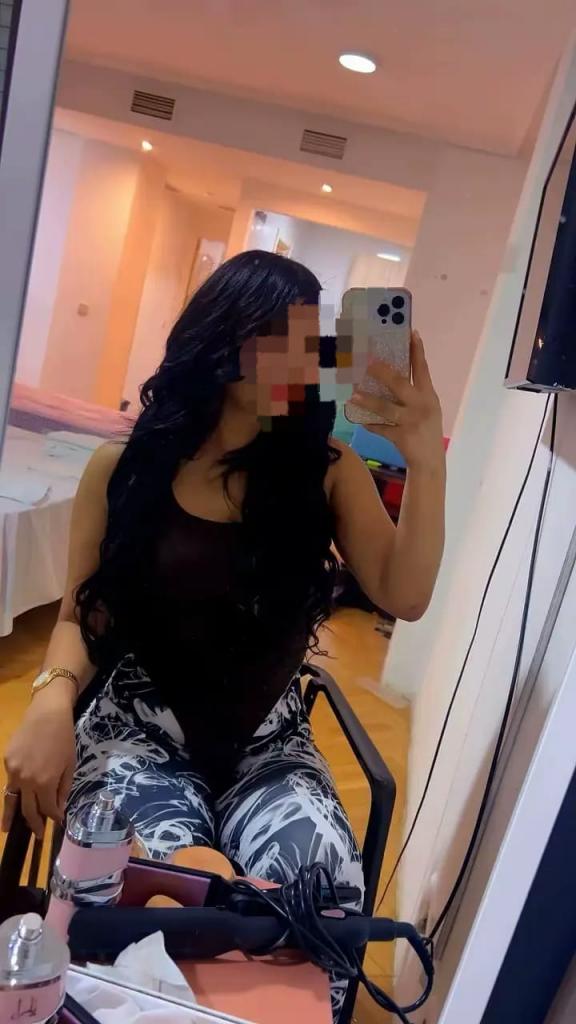 Chica busca chico en Sevilla: 