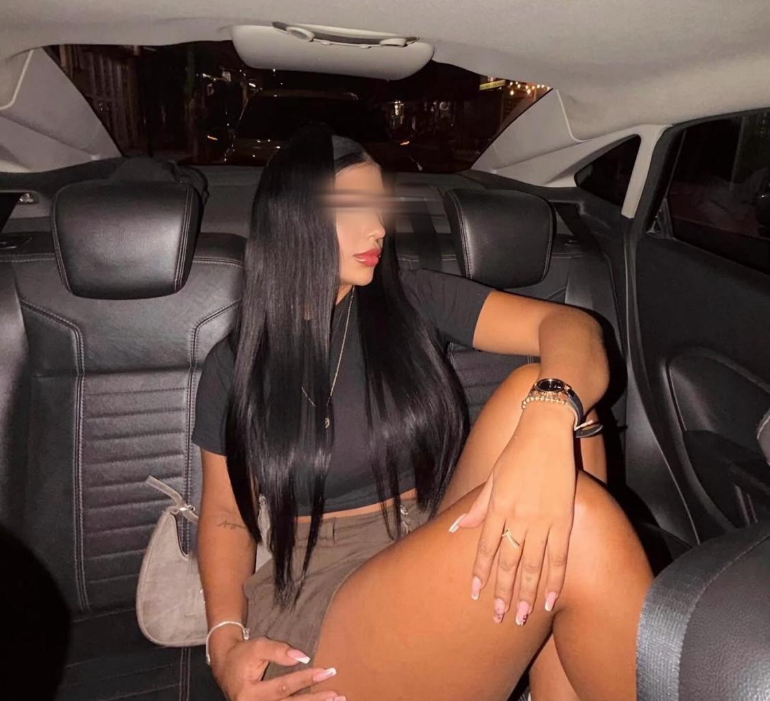 Chica busca chico en Tenerife: 