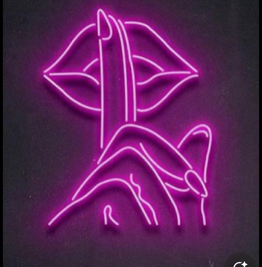 Chica busca chico en Cádiz: 