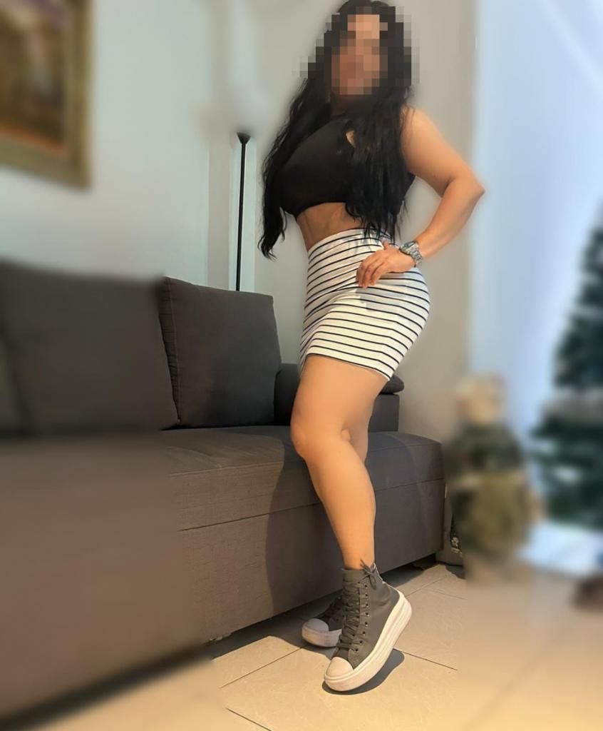 Chica busca chico en Huesca: 