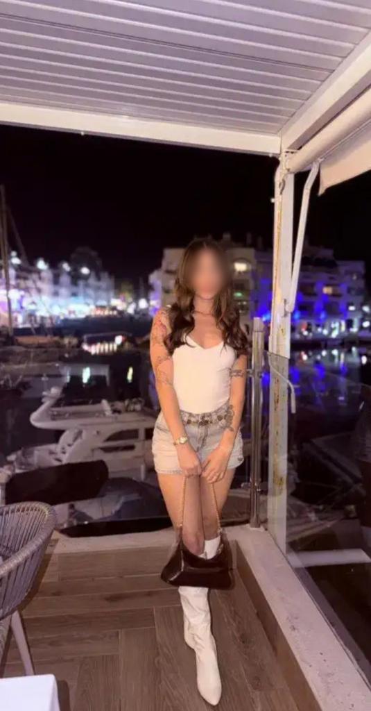 Chica busca chico en Murcia: 