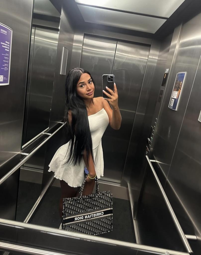 637183582: Transexual en Madrid