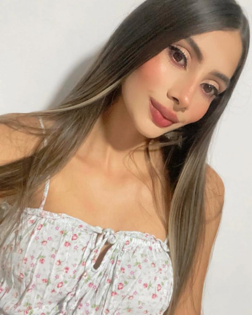 Chica busca chico en Alicante: Chica busca chico