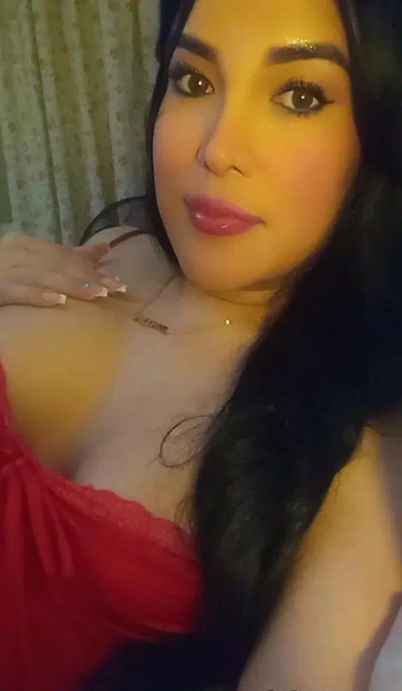 Chica busca chico en Cantabria: Chica busca chico