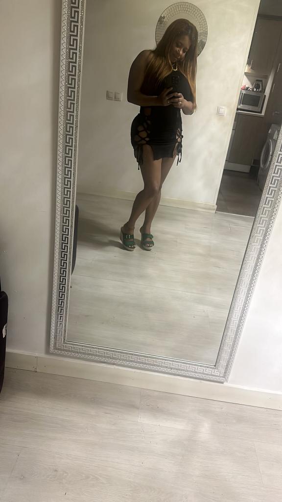 642866224: Chica busca chico en Navarra