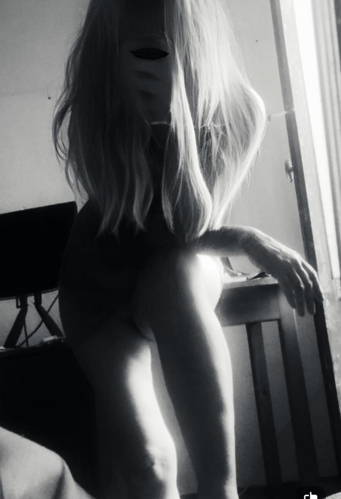 Chica busca chico en Alicante: 