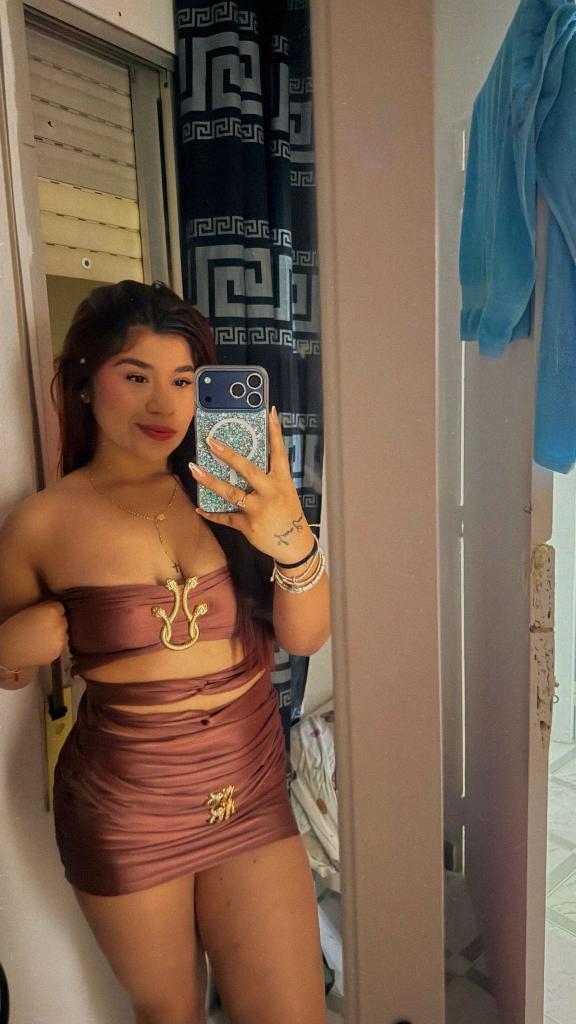 Chica busca chico en Cádiz: 