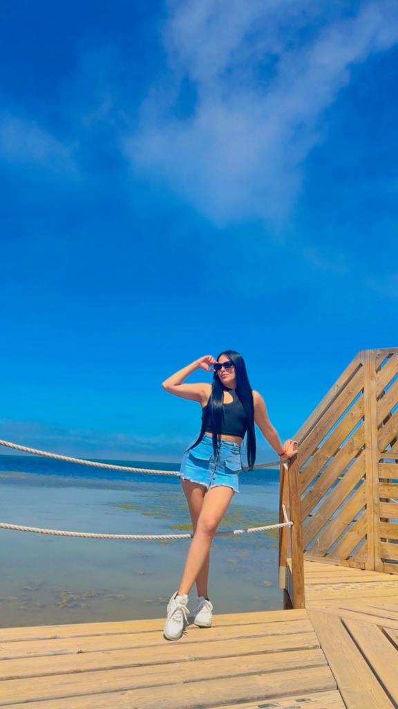 Chica busca chico en Huelva: 