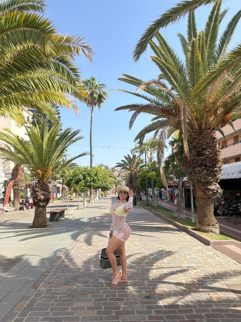 Chica busca chico en Tenerife: 