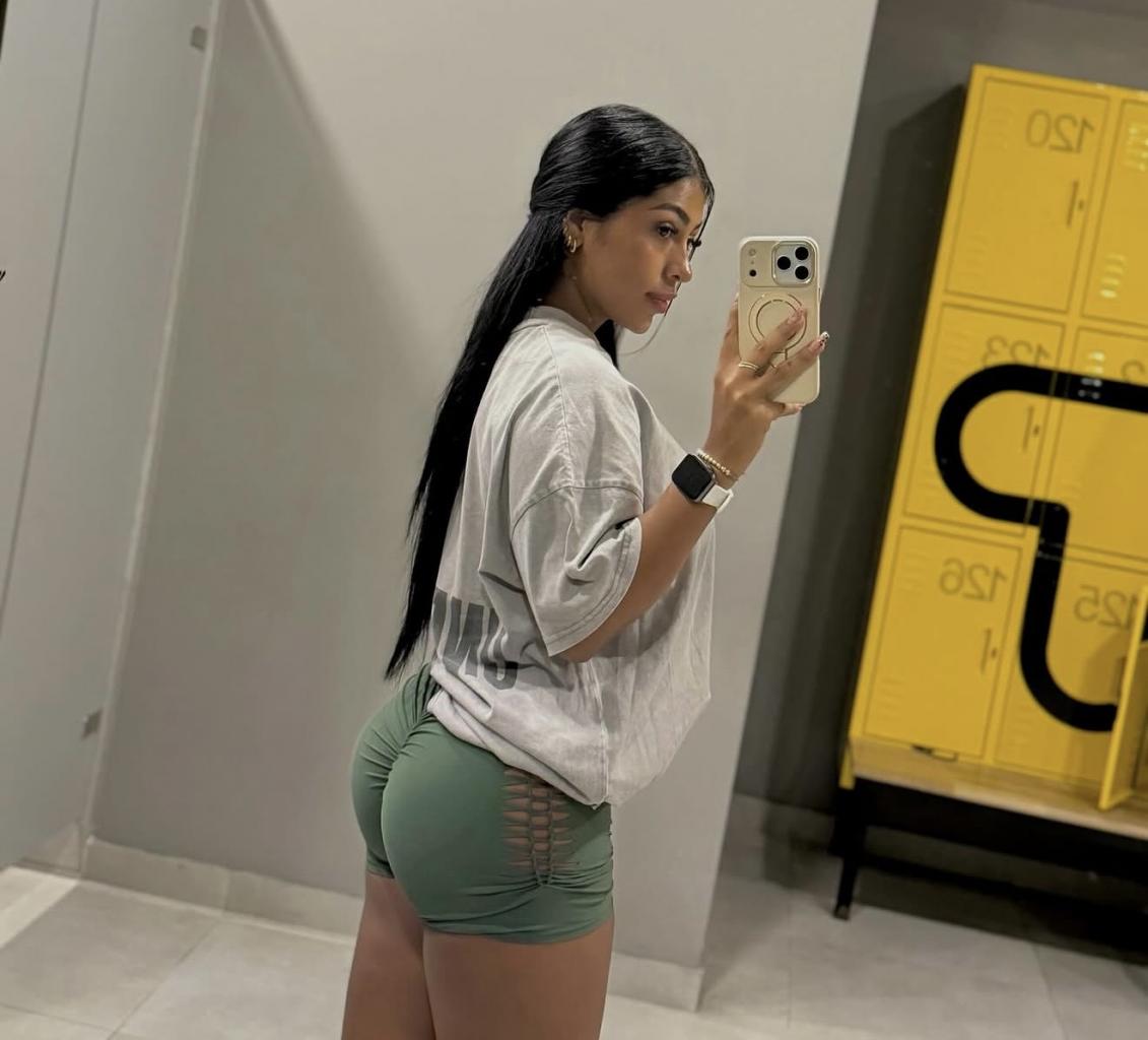 Chica busca chico en Tenerife: 