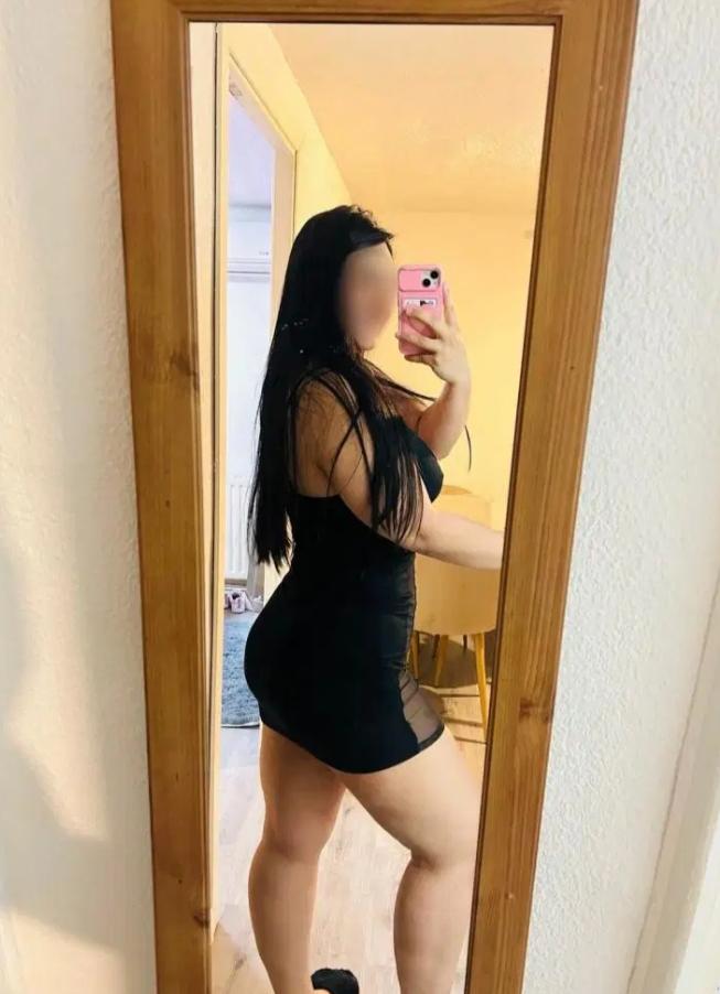 Chica busca chico en Jaén: 